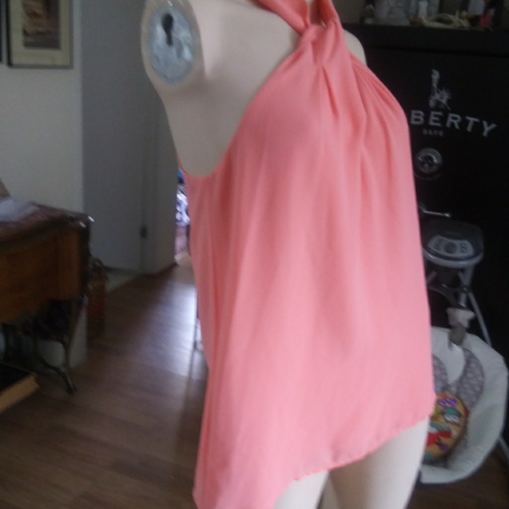 Faux halter sleeveless top - Picture 3 of 5